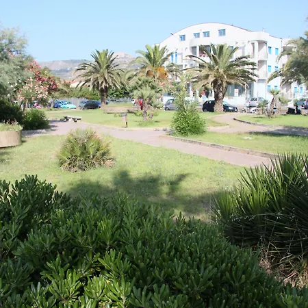 Miljunka Apartmanhotel 4*