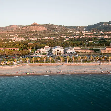 Apartmanhotel Miljunka 4*