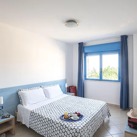 Aparthotel Miljunka SantʼAgata di Militello