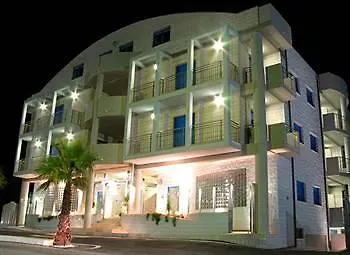 Apartmanhotel Miljunka SantʼAgata di Militello