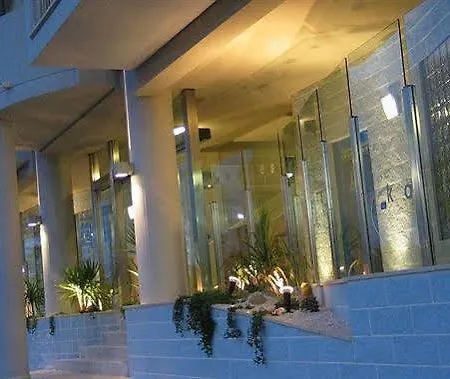 Apartmanhotel Miljunka SantʼAgata di Militello