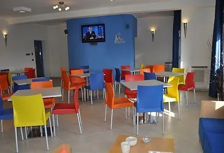 Aparthotel Miljunka SantʼAgata di Militello