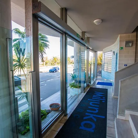 Aparthotel Miljunka SantʼAgata di Militello